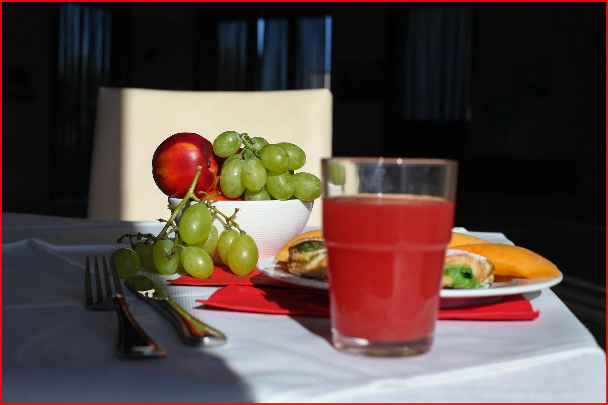 Hotel Pacla Авола Екстериор снимка